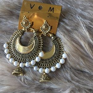 earring